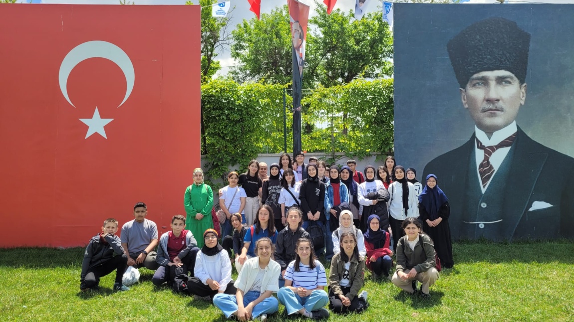 Öğrencilerimizin Cumhuriyet Müzesi ( II. TBMM) ve Gazi Park Gezisi